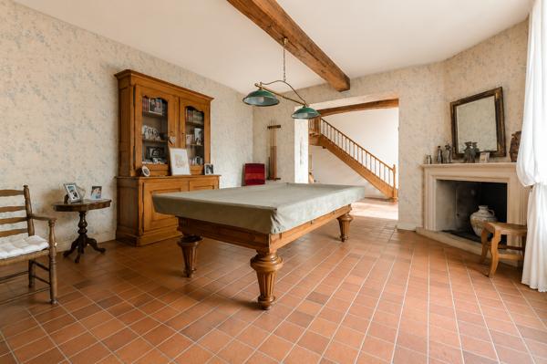 propriété charentaise du XIXᵉ siècle avec piscine et dépendances remarquables Détails des diagnostics énergétiques