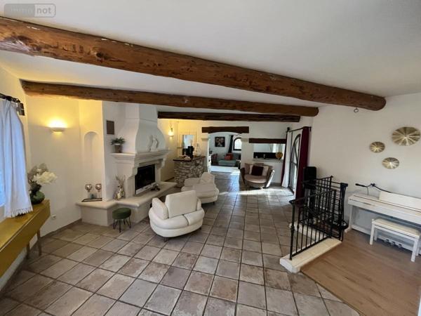 Maison à vendre à Saint-Paul-Trois-Châteaux dans la Drôme (26130), ref : 26060-806