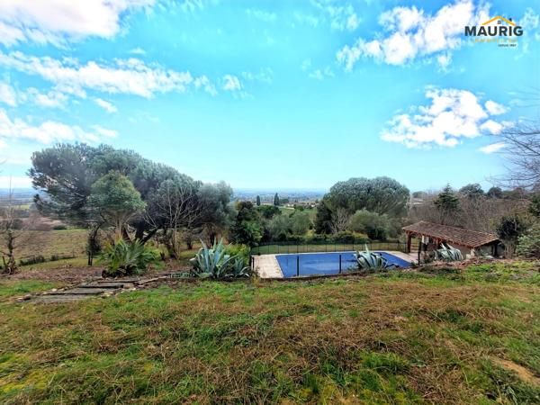Propriété d’exception – Vue dominante sur Marmande – Piscine & parc paysager