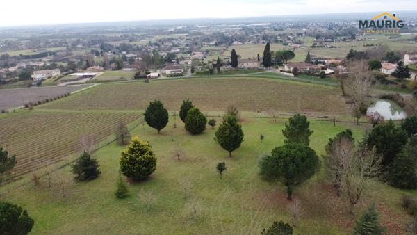 Propriété d’exception – Vue dominante sur Marmande – Piscine & parc paysager