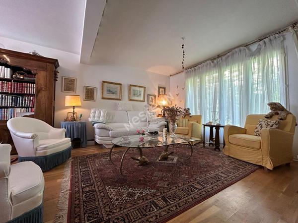 Maison Vaureal 5 pièce(s) 120.64 m2