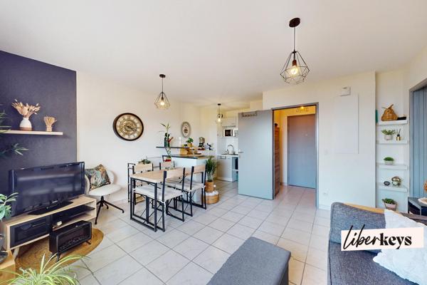 Charmant T2 avec vue lac, balcon et parkings – Publier