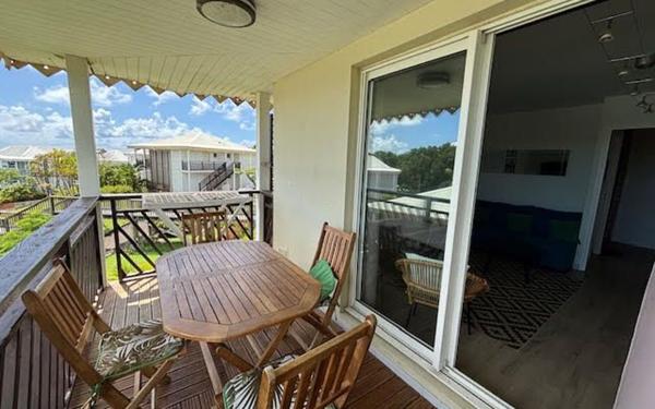 Appartement à louer    2 pièces •  Saint-François