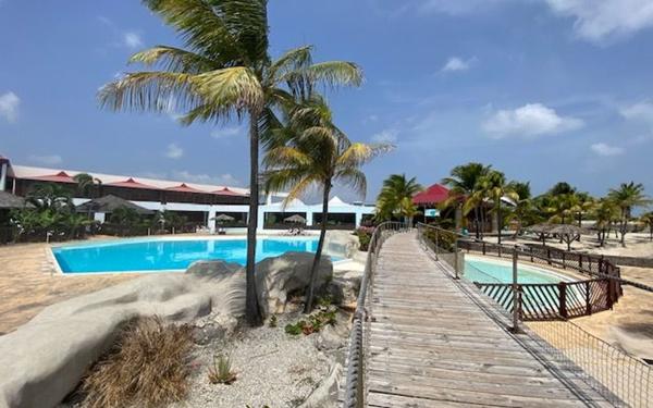 Appartement à louer    2 pièces •  Saint-François