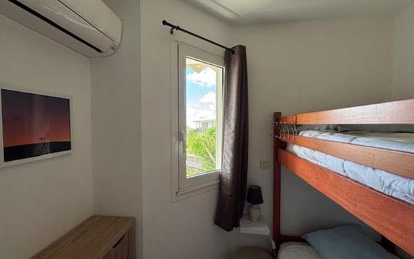 Appartement à louer    2 pièces •  Saint-François