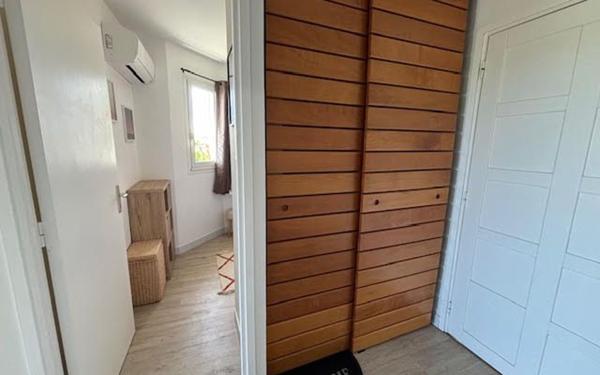 Appartement à louer    2 pièces •  Saint-François