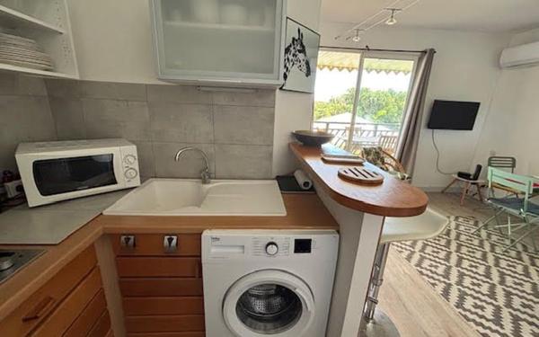 Appartement à louer    2 pièces •  Saint-François