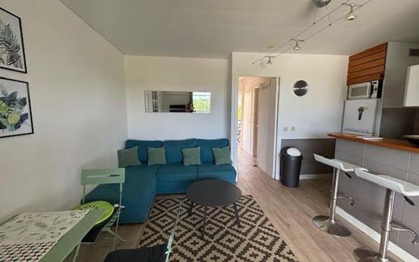 Appartement à louer    2 pièces •  Saint-François