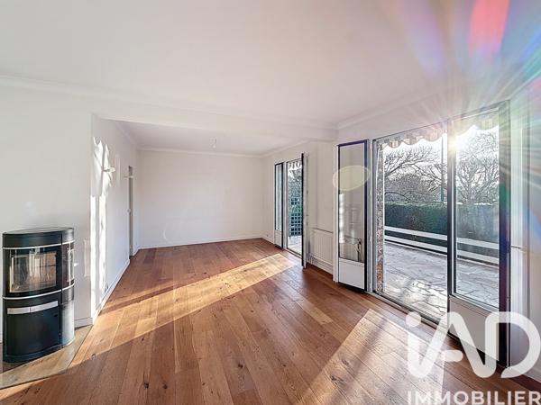 Location maison 8 pièces 164 m² Verrières-le-Buisson