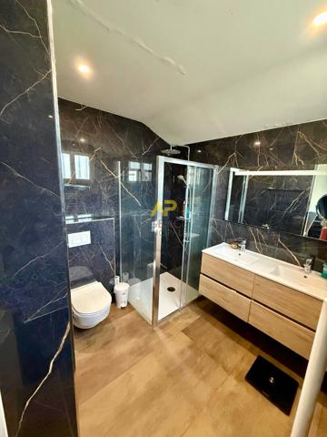Maison rénovée 299 000 € **  - Référence  2089