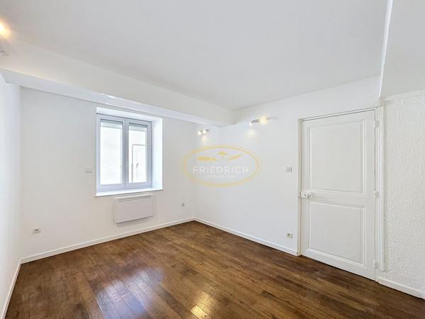 Charmant appartement de 42,70 m2 au coeur de Commercy ! Commercy Charmant appartement de 42,70 m2 au coeur de Commercy ! Commercy