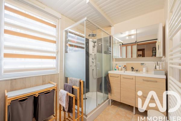 Maison à vendre 7 pièces 180 m² Signy-l'Abbaye