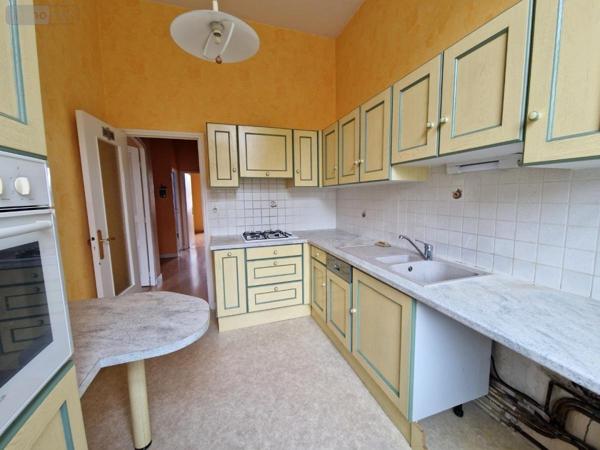 Appartement à vendre à Pontivy dans le Morbihan (56300), ref : 56061-862