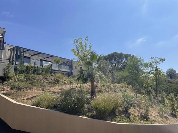 BOULOURIS   Appartement T4 Grand Standing de 107 m² avec terrasse de 36 m²  Frais de notaire réduits