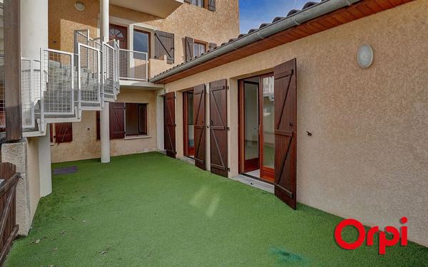 Appartement à vendre    3 pièces •  Bourgoin-Jallieu