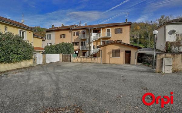 Appartement à vendre    3 pièces •  Bourgoin-Jallieu