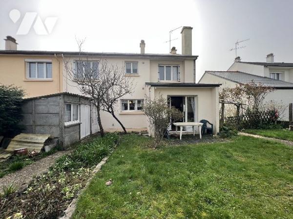 MAISON D'HABITATION A VENDRE