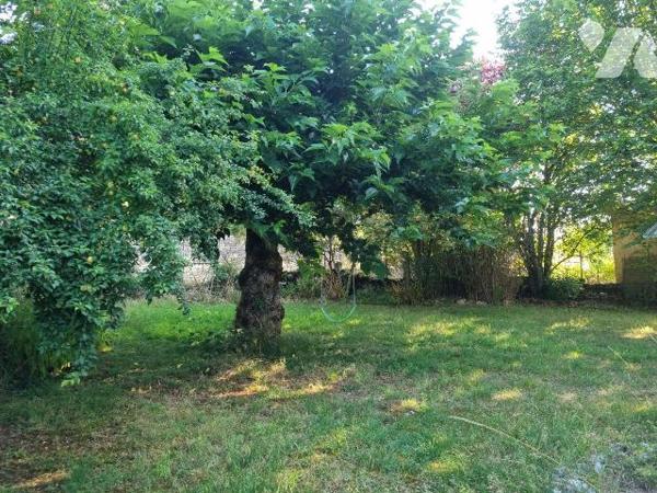  A VENDRE - A LIMOGNE-EN-QUERCY (46260 - LOT) - Proche des commerces et des commodités, maison ...