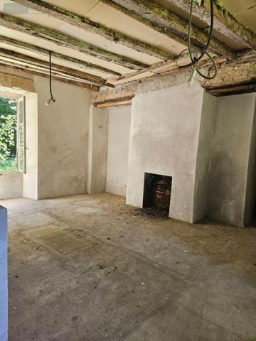 Autres types de maison à vendre à Loché-sur-Indrois dans l'Indre-et-Loire (37460), ref : 016/439