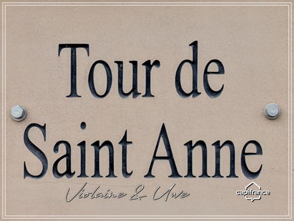 Mas en pierre & vignoble AOC – Domaine rare avec potentiel œnotouristique