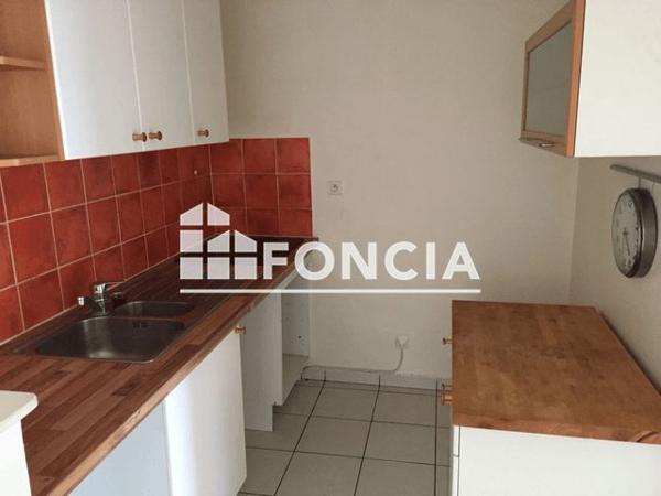 Location Appartement 4 pièces 69.45 m² - 2 BIS RUE DES JOUERIES Saint Germain En Laye 78100