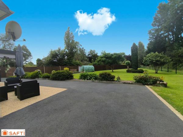 CETTE MAISON A QUELQUES MINUTES DU CENTRE