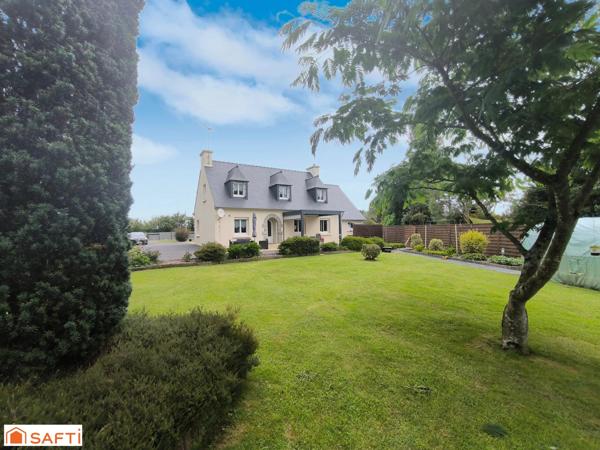 CETTE MAISON A QUELQUES MINUTES DU CENTRE