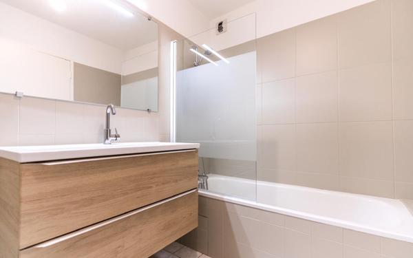 Appartement à vendre    3 pièces • 71,60 m2 Pont-de-Chéruy