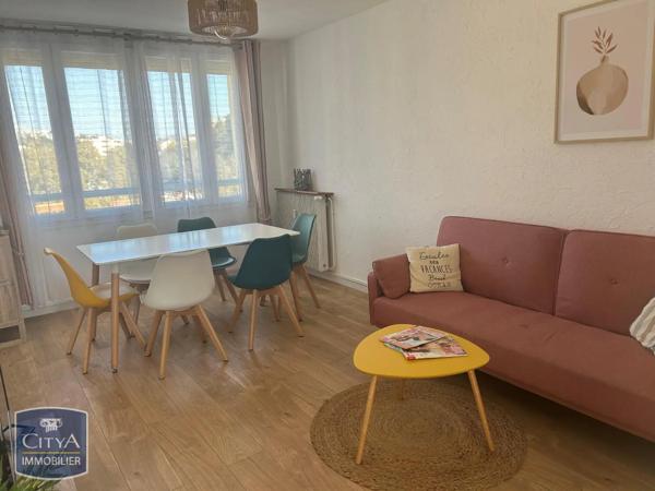 Appartement à louer 3 pièces 49.46m² Saint-Raphaël (83700)