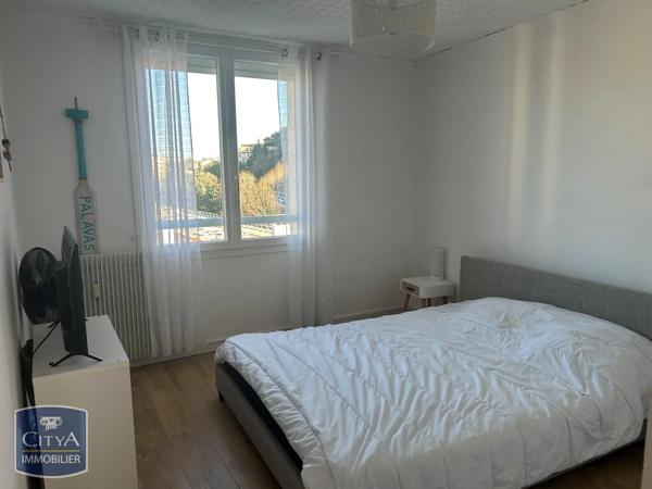 Appartement à louer 3 pièces 49.46m² Saint-Raphaël (83700)