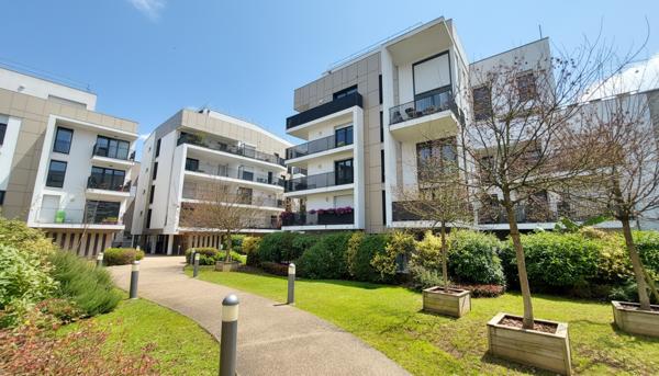 DUPLEX 4 PIÈCES - GARE RER JUVISY À 500 M À PIEDS