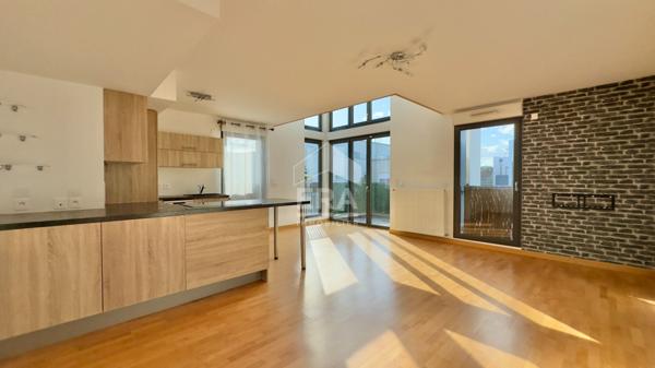 DUPLEX 4 PIÈCES - GARE RER JUVISY À 500 M À PIEDS