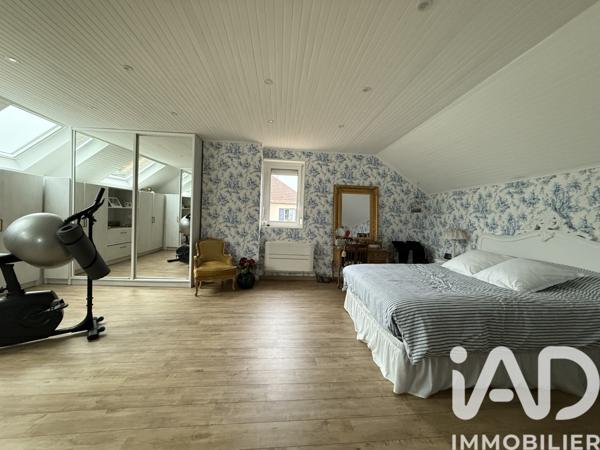 Maison à vendre 10 pièces 278 m² Crécy-la-Chapelle