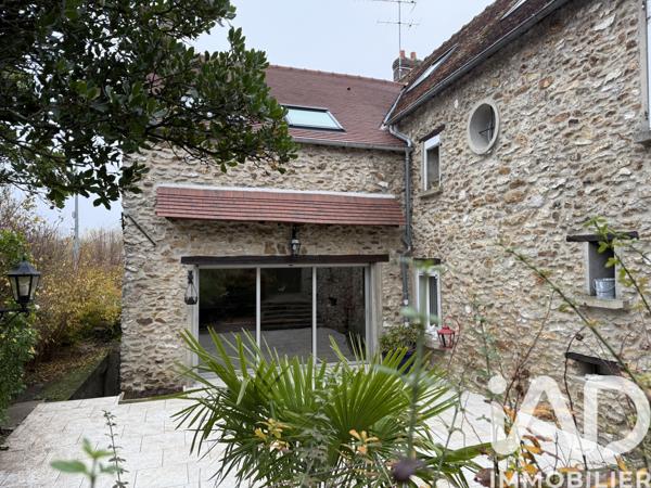 Maison à vendre 10 pièces 278 m² Crécy-la-Chapelle