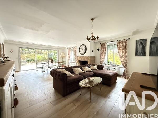 Maison à vendre 10 pièces 278 m² Crécy-la-Chapelle