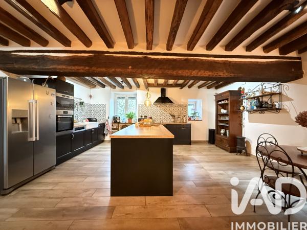 Maison à vendre 10 pièces 278 m² Crécy-la-Chapelle