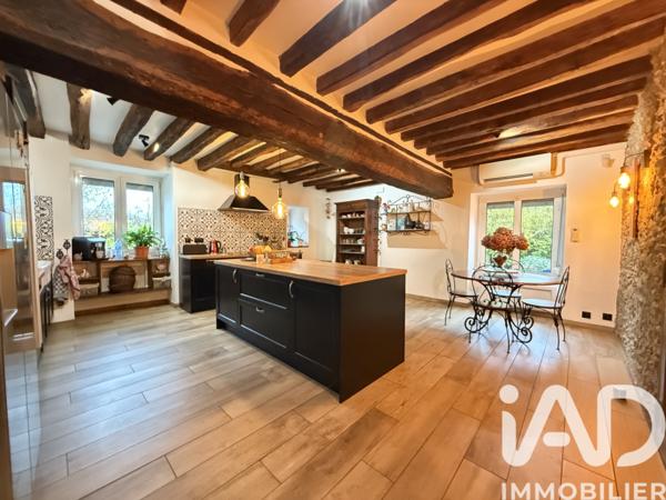 Maison à vendre 10 pièces 278 m² Crécy-la-Chapelle