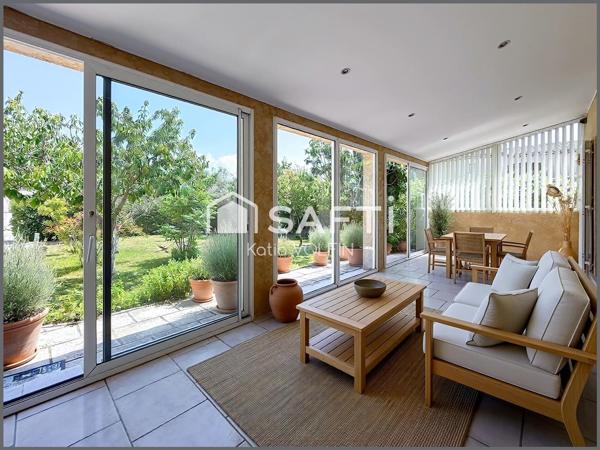 Villa piscine 190m2 + dépendance Chateau Gombert