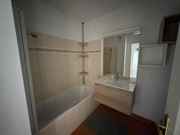 APPARTEMENT T3 MEUBLE