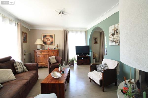 Maison à vendre à Béruges dans la Vienne (86190), ref : L1940