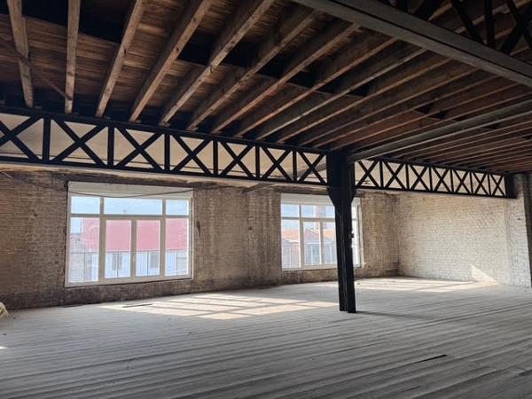 L ATELIER- Loft HALLUIN -102 M² -86 M² carrez T3/T4 - BALCON 12 M² - PARKING - 227 208 € FAI