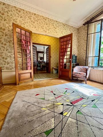 Maison Villeurbanne 6 pièces 200 m2 sur 490 de terrain