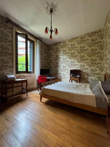 Maison Villeurbanne 6 pièces 200 m2 sur 490 de terrain