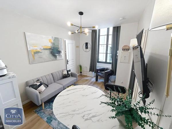 Appartement à louer 2 pièces 25m² Nîmes (30000)