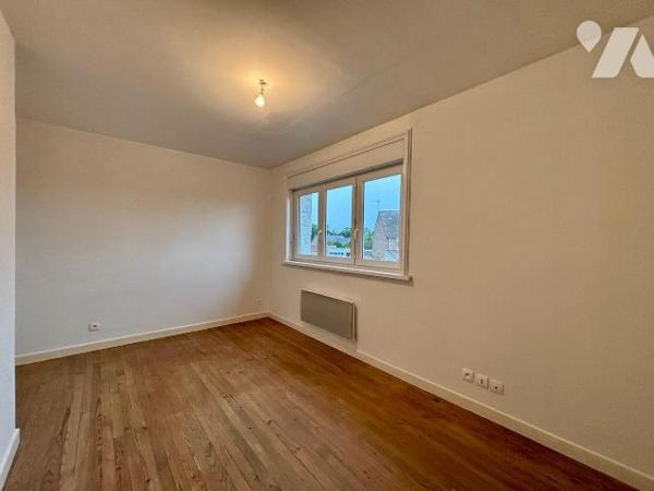 EN EXCLUSIVITE ! Centre ville d'ESTAIRES

Découvrez cette maison des années 1960 idéalement s...