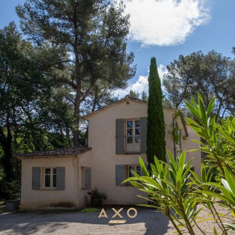 MONTAIGUET - BASTIDE PROVENÇALE  142M² - PISCINE  POOL HOUSE - DÉPENDANCE  PARC 8000M² - 980 000