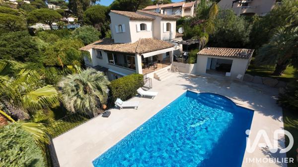 Maison à vendre 7 pièces 235 m² Sainte-Maxime