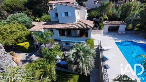 Maison à vendre 7 pièces 235 m² Sainte-Maxime