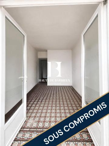MAISON DE COURÉE – 56 M² – 2 CHAMBRES – COUR – ROUBAIX