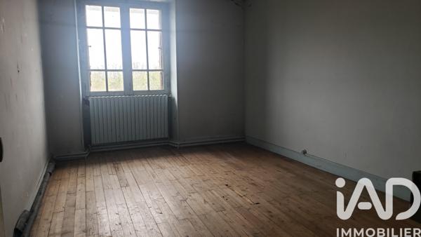 Maison à vendre 10 pièces 250 m² Villefagnan